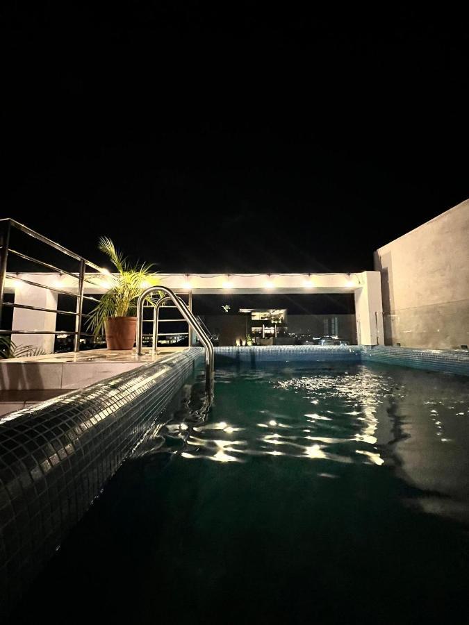 Mayasol Con Rooftop E Piscina Privata Плая дел Кармен Екстериор снимка